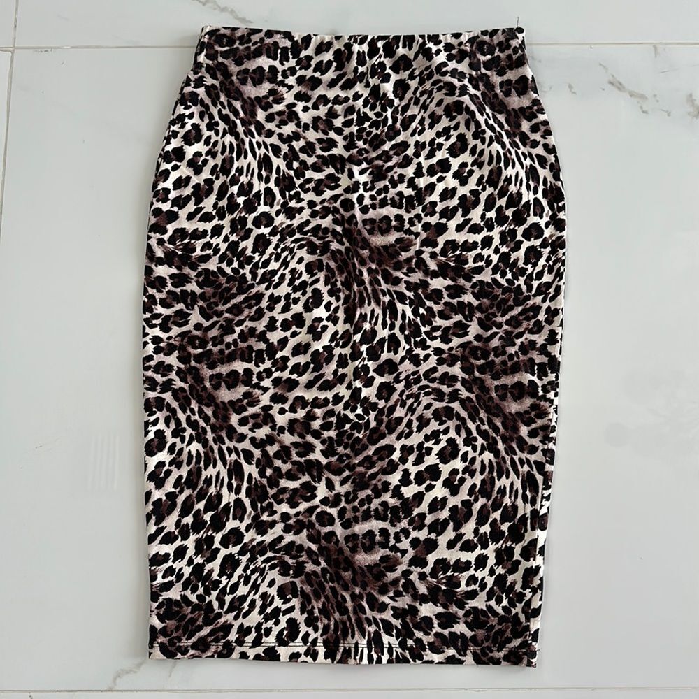 NWOT Leopard Print Pull-On Midi Pencil Skirt Sz Small Higt Waist